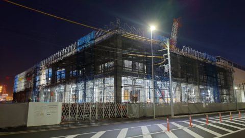 横浜市　ロジスティクスセンター新築工事　枠組み足場